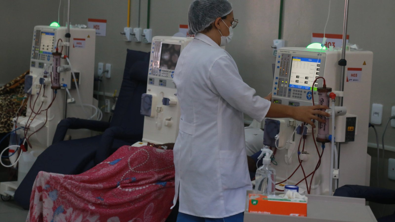 Serviço de hemodiálise em Fortaleza não possui fila de espera; mais de 261 mil sessões foram realiza